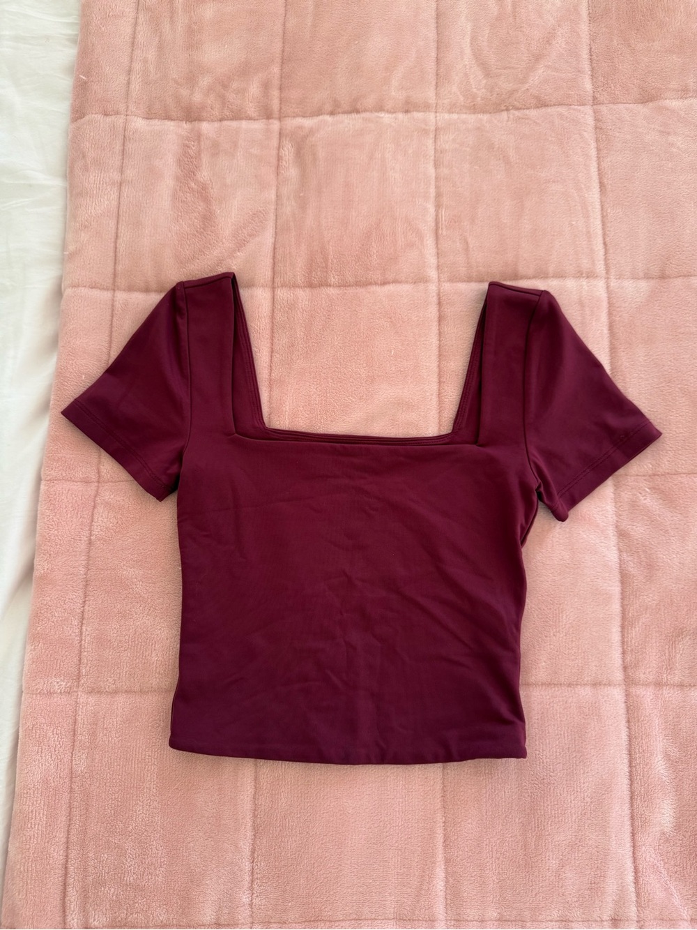 Babaton Square-Neck Short Sleeve Crop Top - Burgundy
